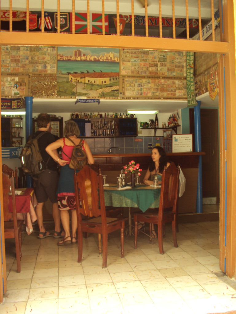 Cuba Havana La Moneda Restaurante