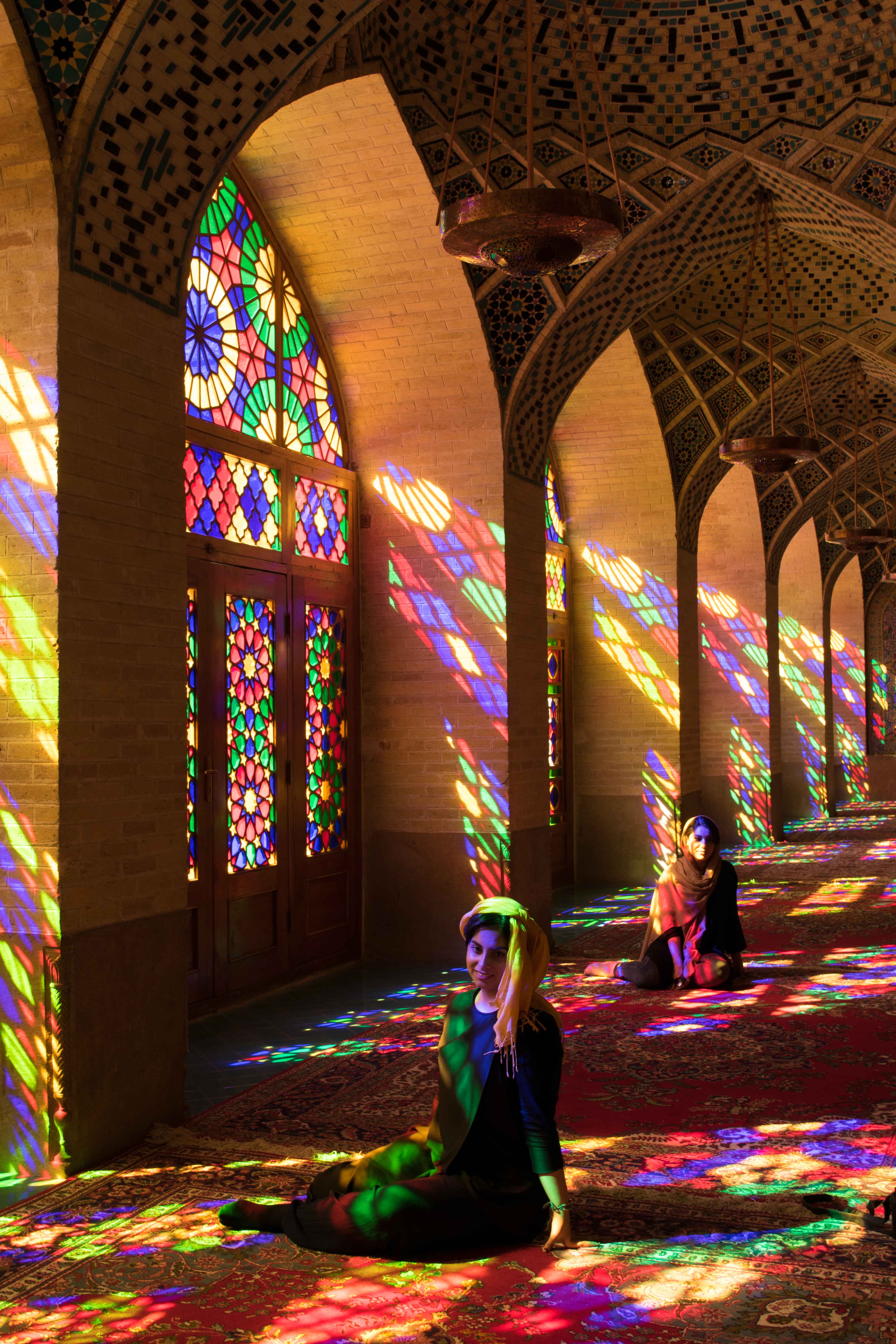 O que fazer no Irã: visitar a deslumbrante Pink Mosque.