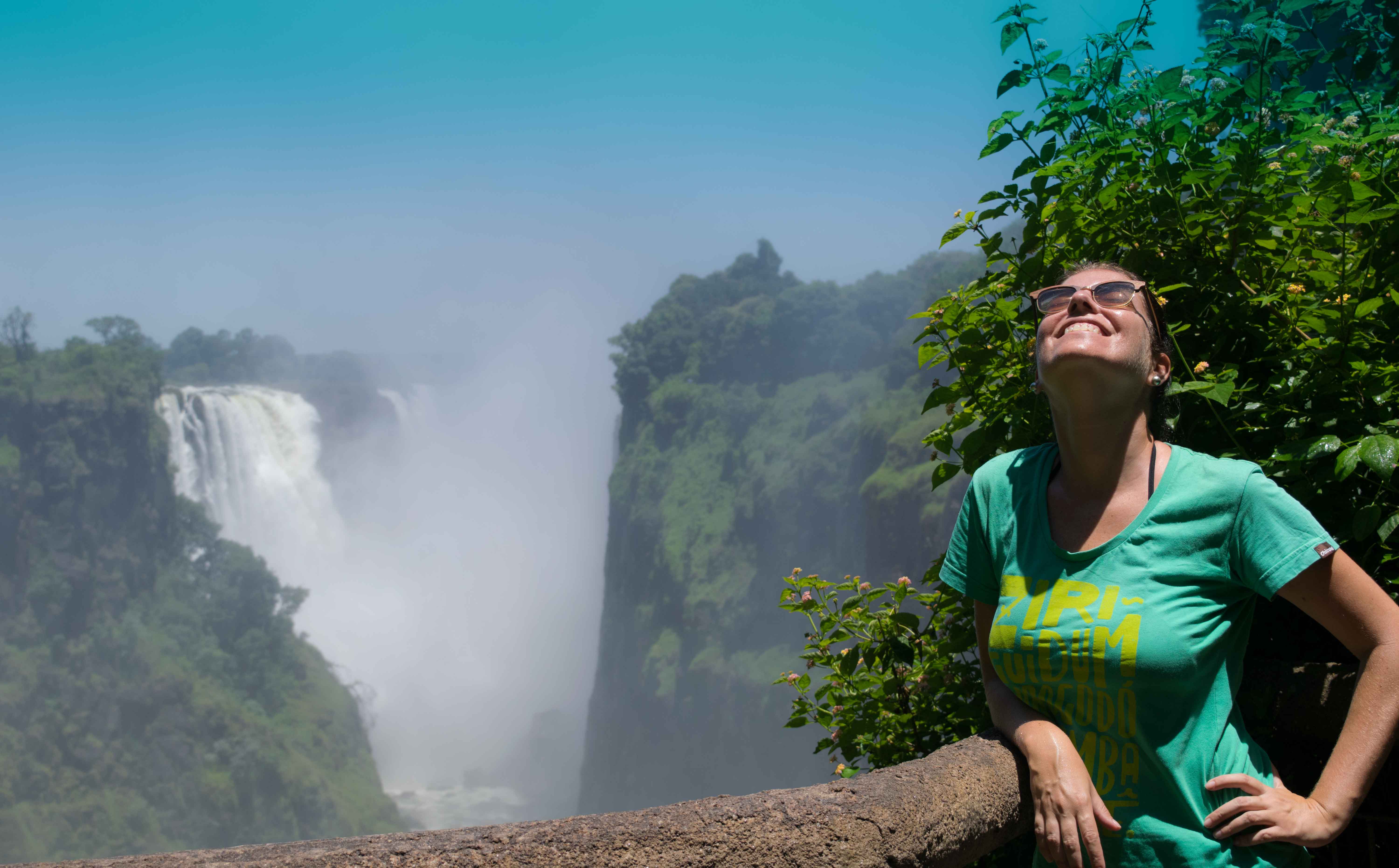 Eu tomando banho de espuma em Victoria Falls Zimbabwe!
