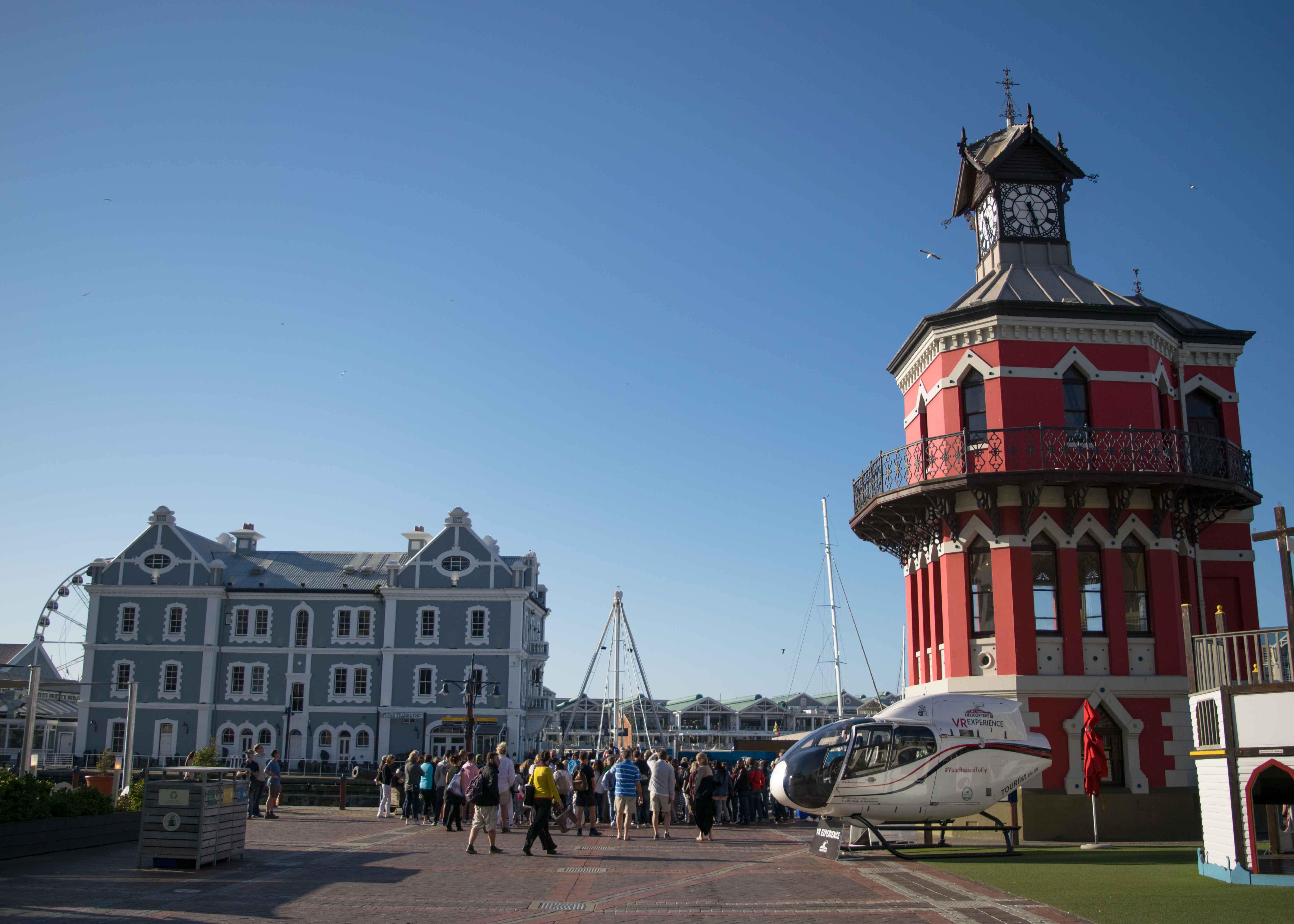 O que fazer na cidade do Cabo: visitar o lindo Waterfront.