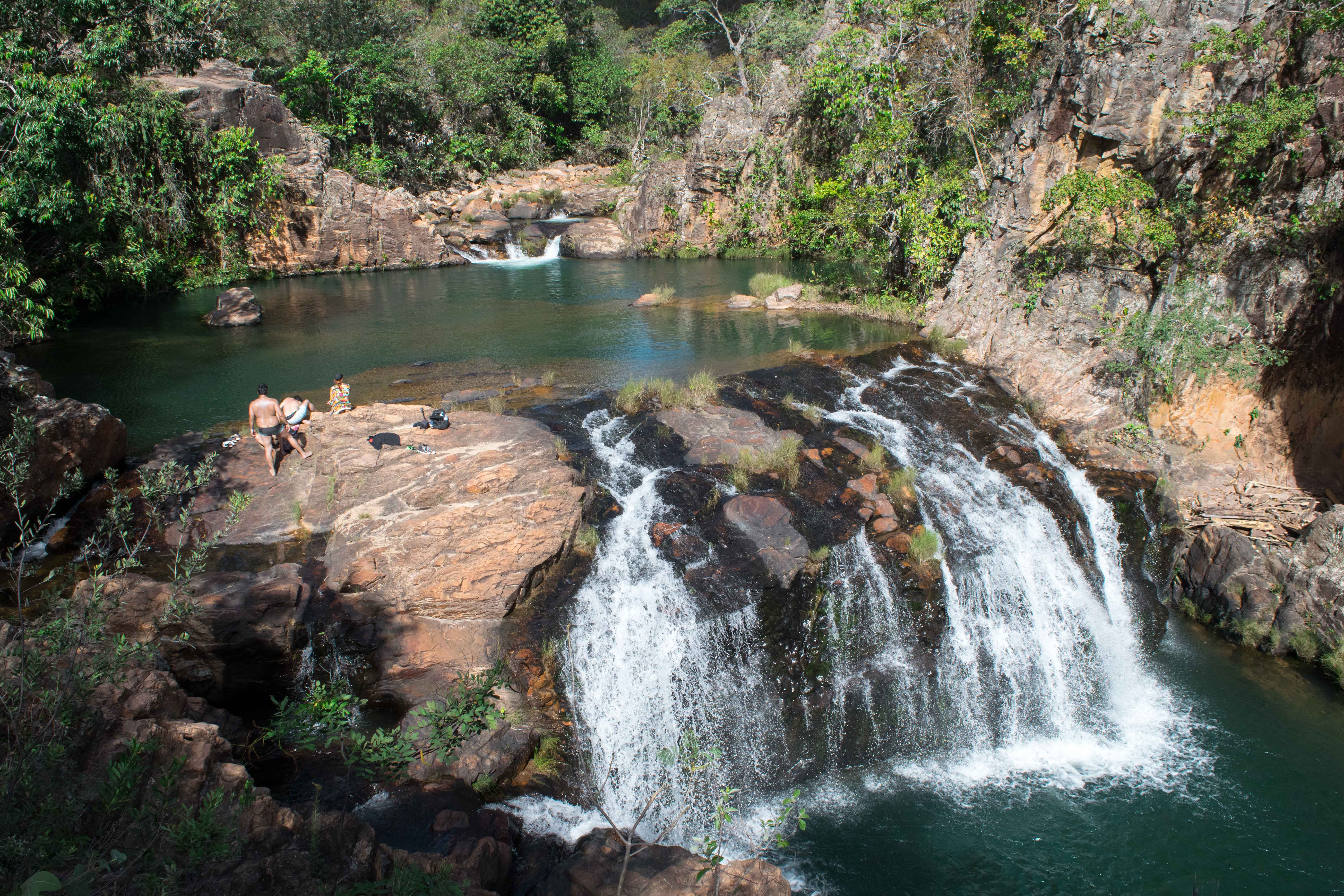 Poço do Jump e Cachoeira da Luz vistos da Trilha de Macaquinhos.