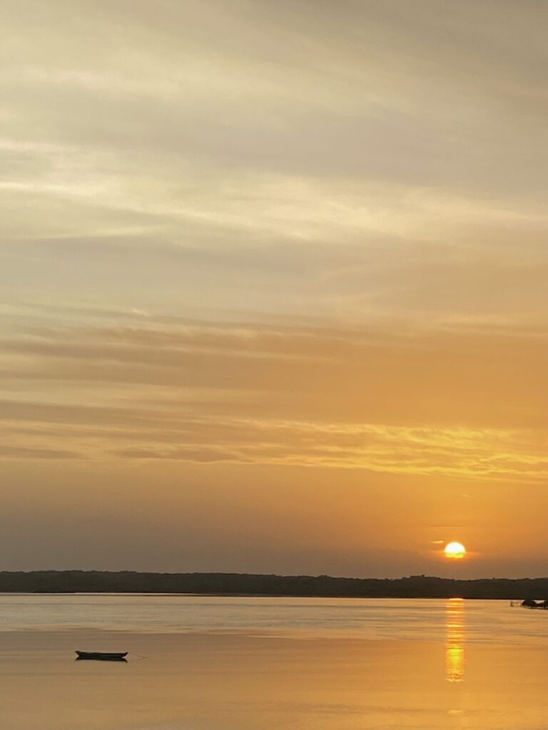 Nascer do Sol na Praia de Macapá Piauí.